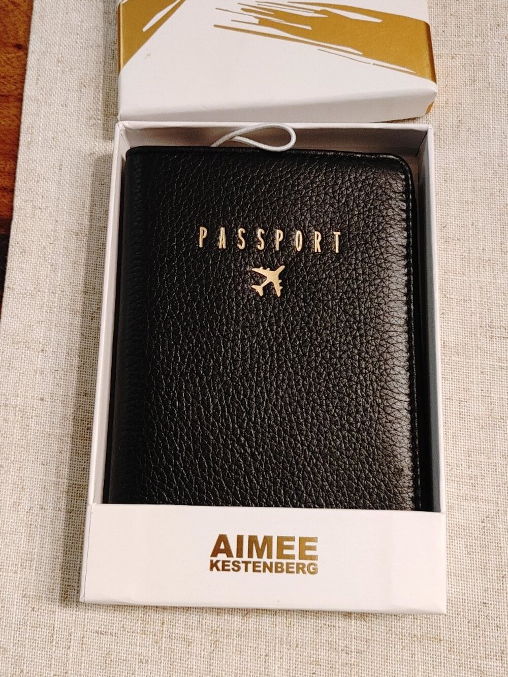 Aimee Kestenberg Black Pebbled Leather Passport Holder Wallet – NIB